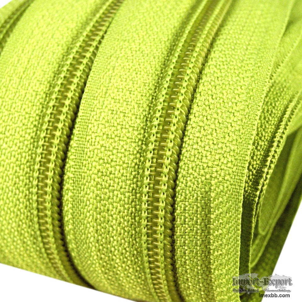 Shoe zippers // Zipper in rolls