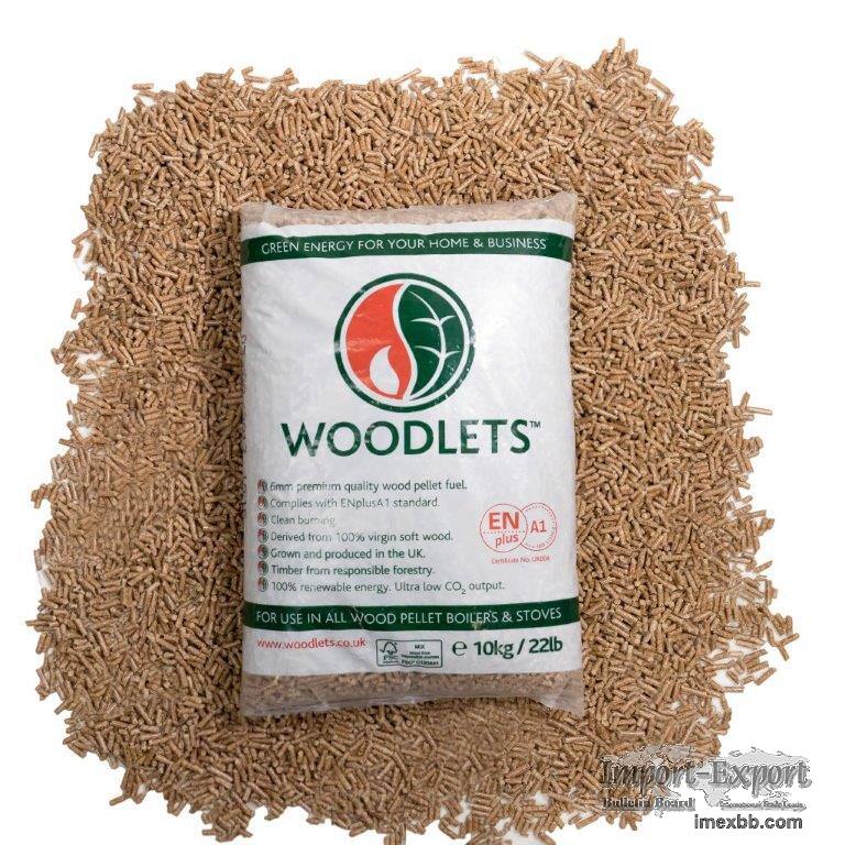 Oak wood pellets