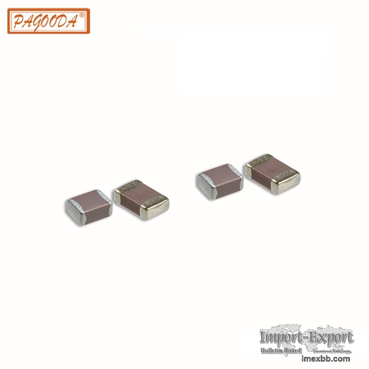 Large volume high voltage SMD capacitor