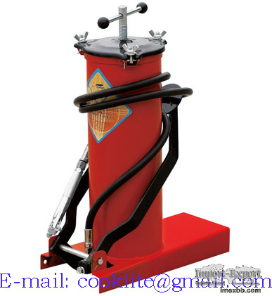 Inyector de grasa con pedal / Cubeta con bomba manual para aceite 6kg