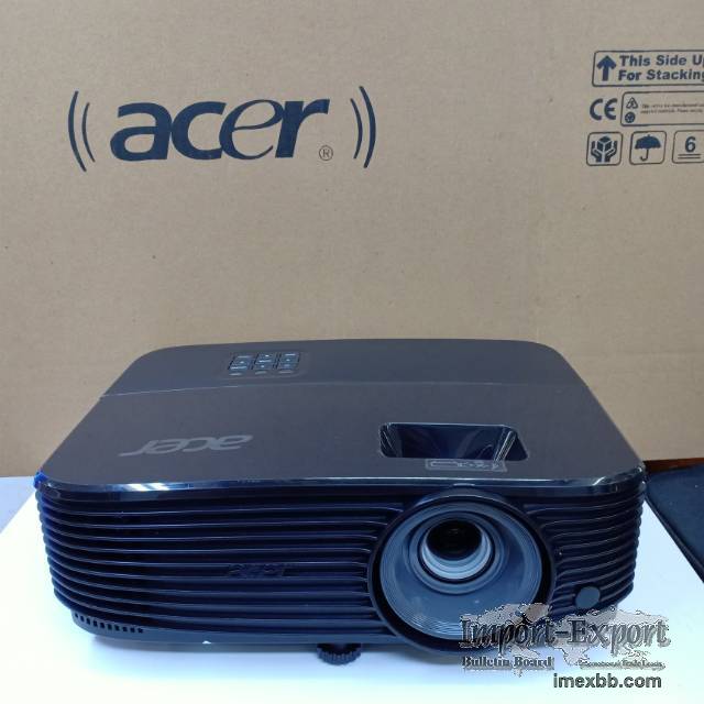 Acer X1126AH Projector (New and warranty)