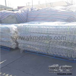 Hot Dipped Galvanized Chain Link Fence    chain mesh fencing 