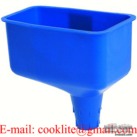 Square Offset Plastic Oil Funnel with Tapered Spout