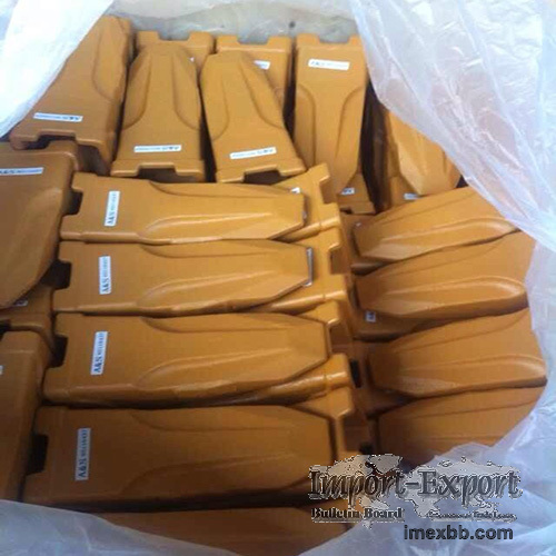 LIEBHERR EXCAVATOR AND LOADER BUCKET TOOTH