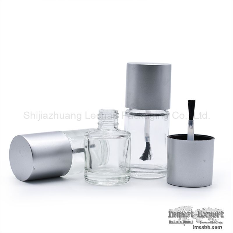 Clear glass bottle nail polish bottle with brush