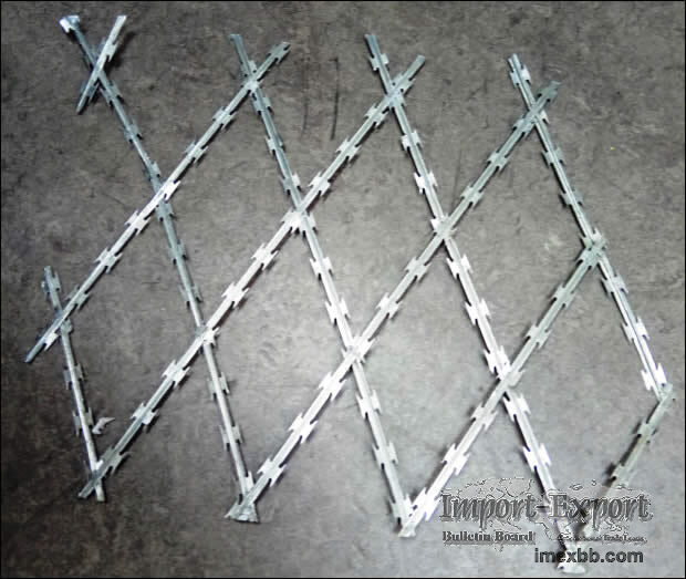 BTO-22 WELDED SECURITY RAZOR MESH