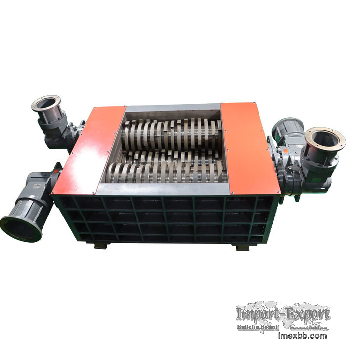 Four Shaft Shredding Machine