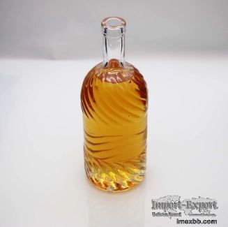 Embossed Logo Sculpture Luxury Spirits Bottle 850g 750ml Wine Glass Bottle