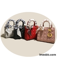 Spring And Summer Hot Style Diana Bag 2022 New Bag All-Match Oblique