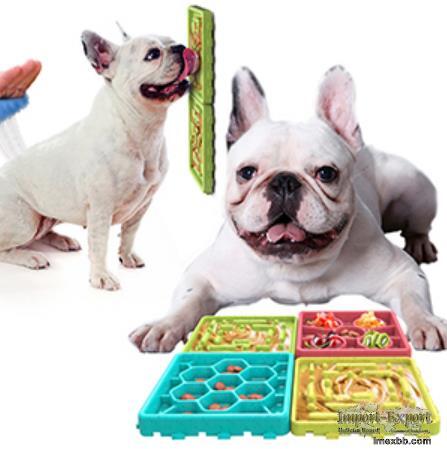 Multifunctional Pet Licking Mat with Strong Suction Cup