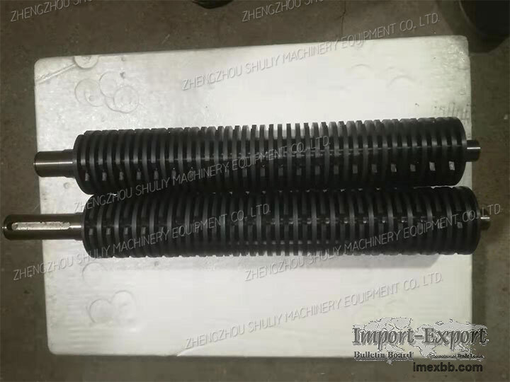 Two different knives for cardboard shredders