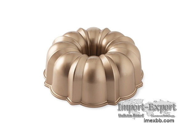 Fluted Cake Pan