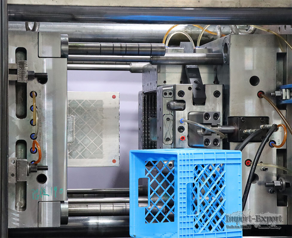 What is the Difference Between Overmolding and Insert Molding?