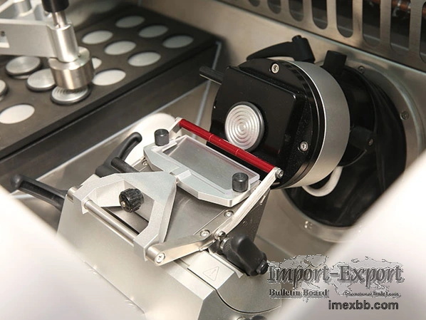 AST560 Semi-automatic Cryostat Microtome with Touch Screen