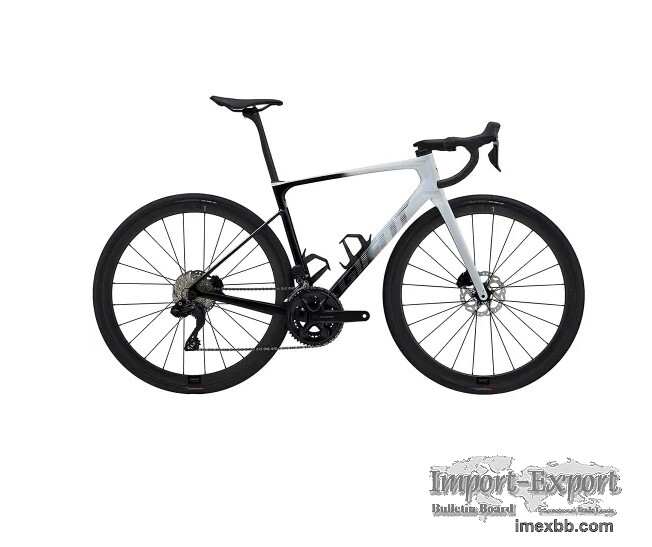 2024 Giant Defy Advanced Pro 1 Road Bike