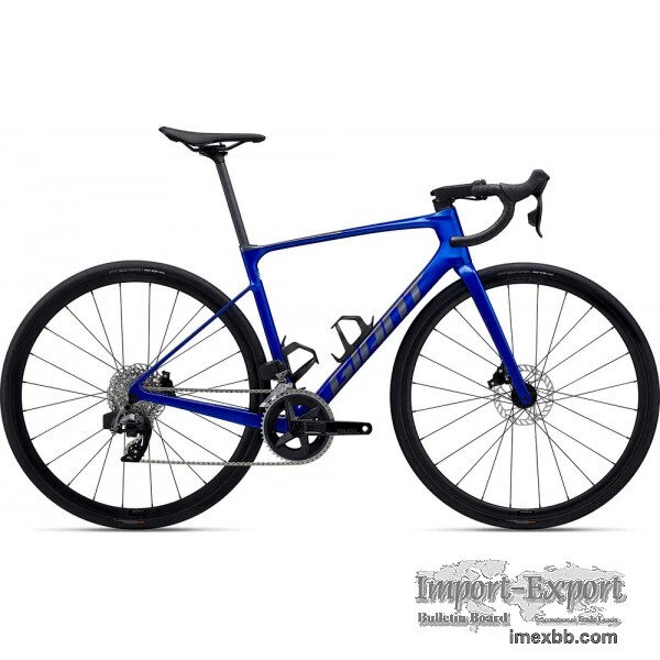 2024 Giant Defy Advanced 0 Road Bike (zonacycles.com)