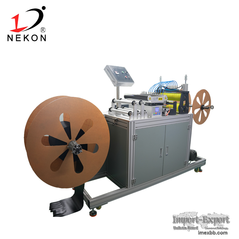 Ultrasonic Velcro slitting machine