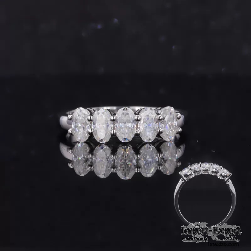 3×5mm Oval Cut Moissanite PT950 Five Stone Moissanite Ring
