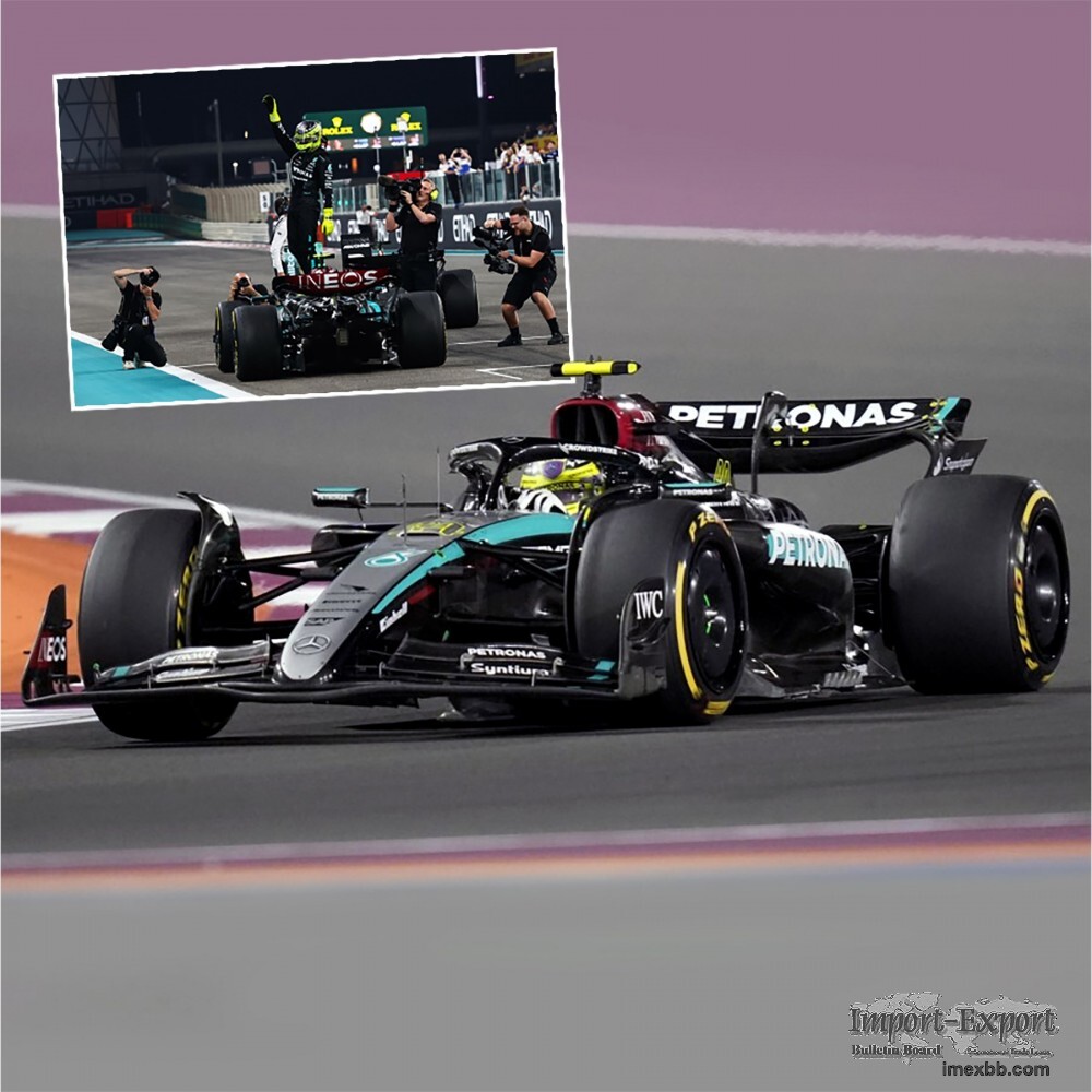 Minichamps Mercedes F1 W15 w. Figure - 2024 Abu Dhabi Grand (MEGATRONTOYS)