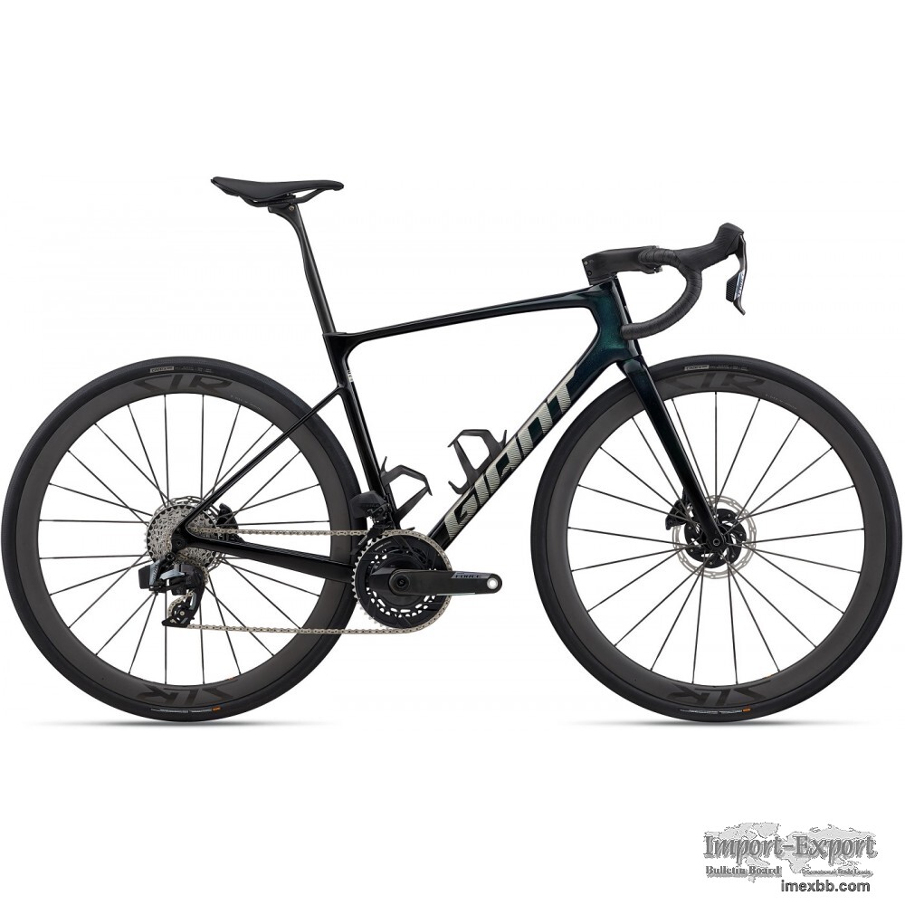 2026 Giant Defy Advanced SL 1 Road Bike (BIKOTIQUE)