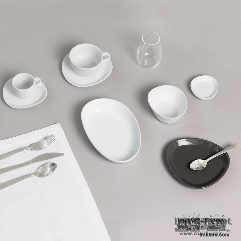 Flydubai Tableware