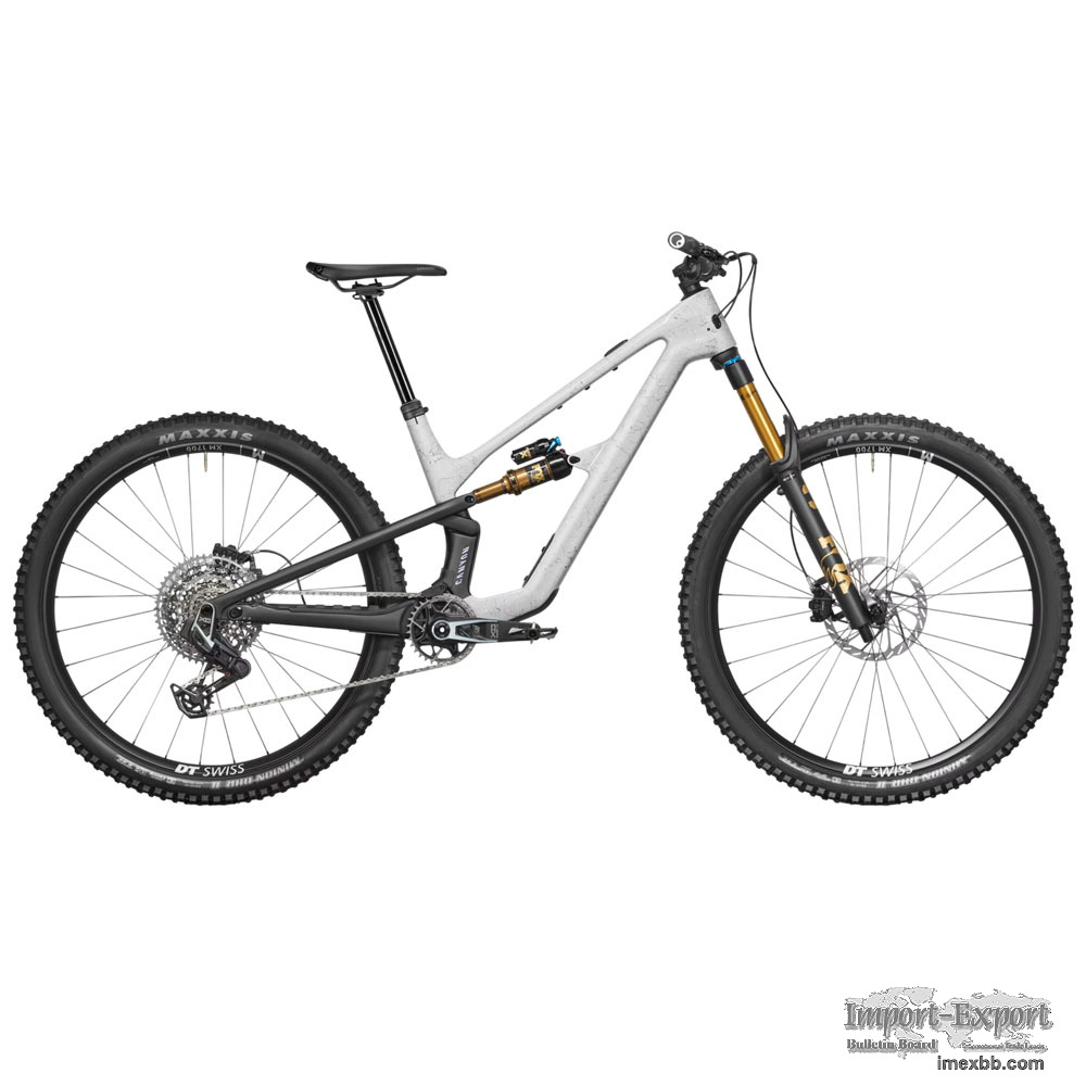 2027 Canyon Spectral CF 9 Mountain Bike (KINGCYCLESPORT)